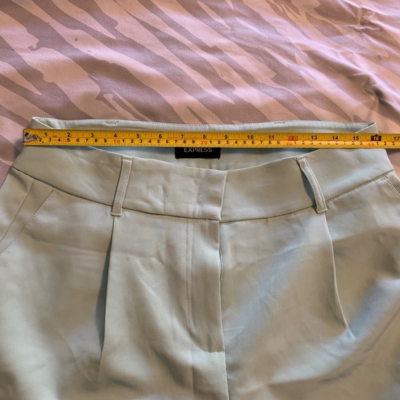 Express shorts - Picture 3 of 9